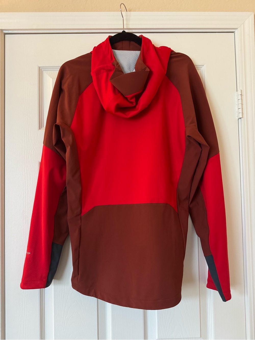 REI Men’s Red and Brown Hooded Performance Softshell Jacket - Picture 2 of 2